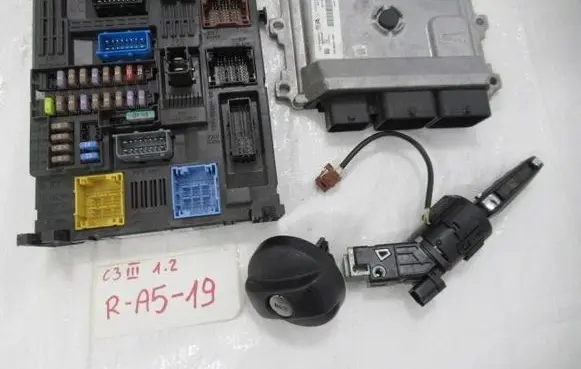 Citroen C3 Engine ECU kit and lock set 9817335080