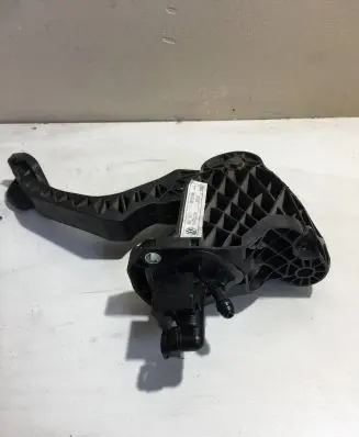 Clutch pedal