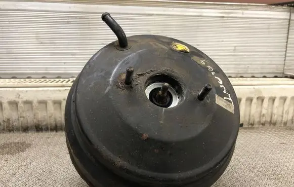 Mitsubishi Galant Brake booster 85203519