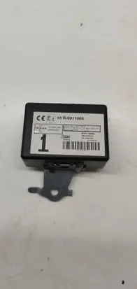 Toyota Yaris Door control unit/module 10R0311005