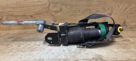 Volvo S60 Front seatbelt 570726712F 3001427
