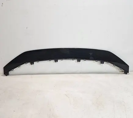 Audi RS6 C8 Front bumper lip 4K8807717B