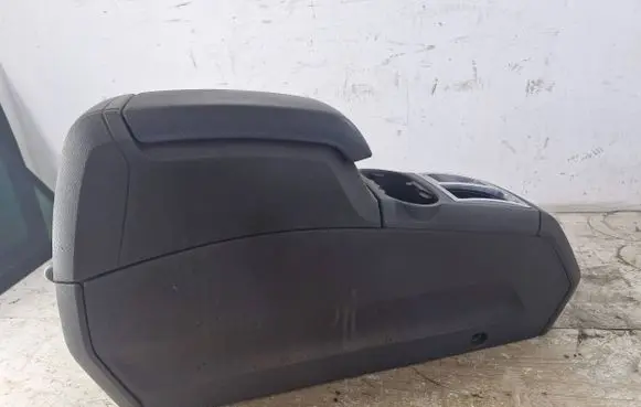 Ford Focus C-MAX Armrest 