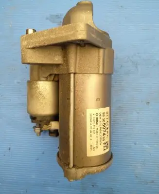 Peugeot 5008 II Starter motor 9830507480
