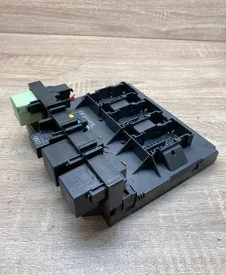 Volkswagen PASSAT B7 Comfort/convenience module 3AA937087