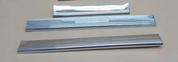 Mercedes-Benz CLS C219 Front sill trim cover