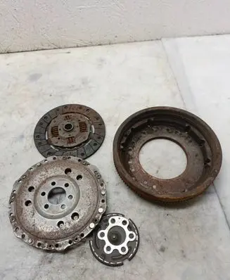 Volkswagen Golf IV Clutch set kit 027105273B 121001911 93400