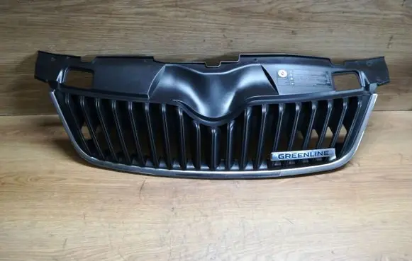 Skoda Fabia Mk2 (5J) Front bumper upper radiator grill 5J0853668C 0112751302