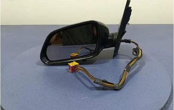 Volkswagen Polo IV 9N3 Front door electric wing mirror 601857501C