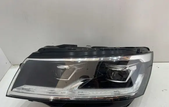 Volkswagen Multivan T6 Headlight/headlamp 7L1941035D