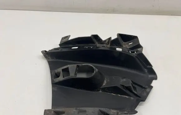 Renault Captur II Front bumper mounting bracket 628108507R