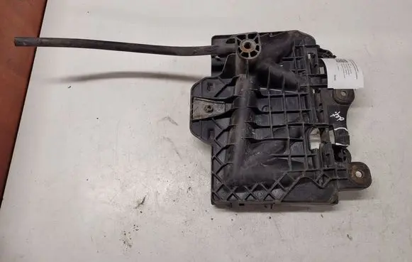 Seat Ibiza III (6L) Battery tray 600915331