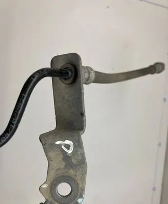 Peugeot 208 II Brake booster pipe/hose 9839068480