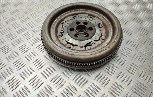 Skoda Octavia Mk3 (5E) Flywheel 03L105266DE