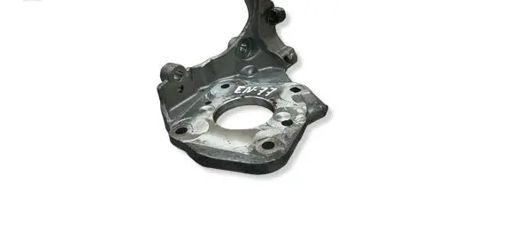 Ford Focus Fuel pump bracket 9811331380
