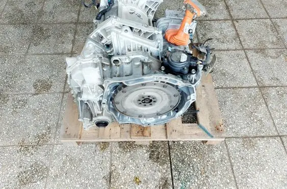 Nissan Qashqai J12 Manual 5 speed gearbox 6US1AVB