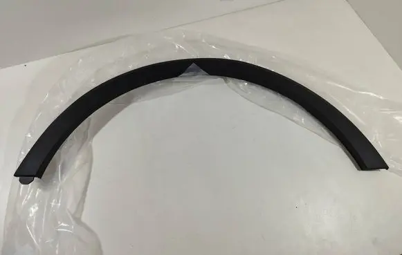 MG ZS Rear arch trim 10252371