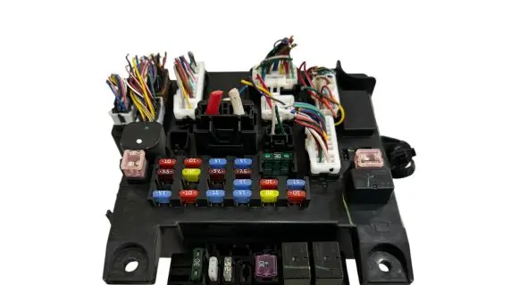 Mitsubishi Outlander Fuse box set 8637A643 7741013554
