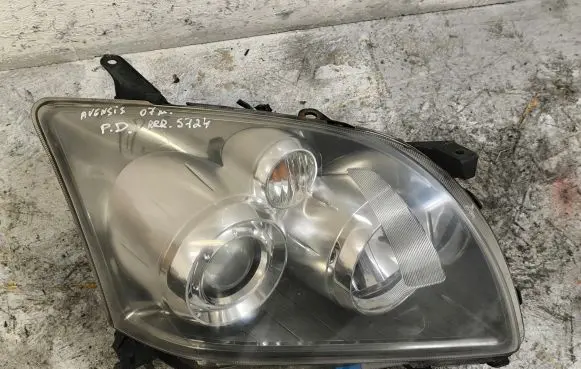 Toyota Avensis T250 Headlight/headlamp 9922680008