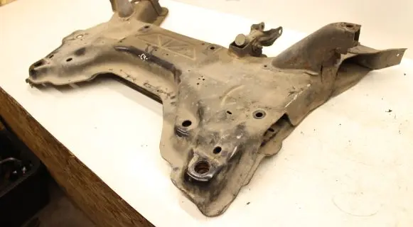 Citroen C4 I Front subframe