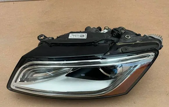 Audi Q5 SQ5 Headlight/headlamp 8R0941005E