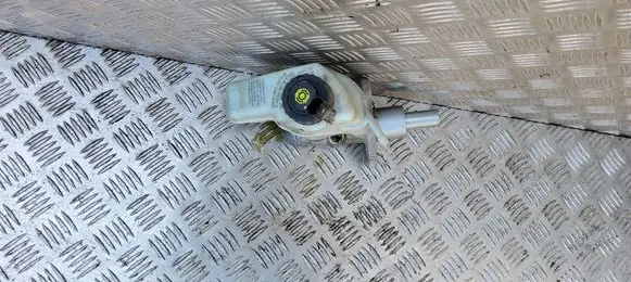 Volkswagen Caddy Master brake cylinder 1K2611349A