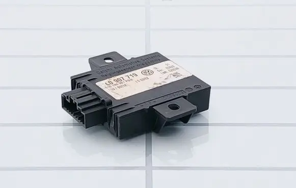 Volkswagen Phaeton Alarm control unit/module 510190351FGU 907719 L0907719