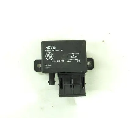 BMW X5 F15 Coolant fan relay 9198302 V23132A2001330