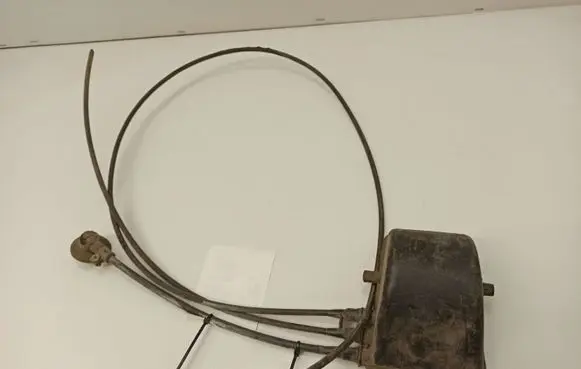 Mercedes-Benz COMPAKT W115 Vacuum air tank 
