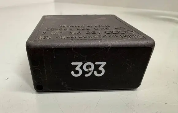 Audi A6 S6 C5 4B Light relay 4B0919471A