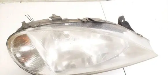 Renault Megane I Headlight/headlamp 7700427870D