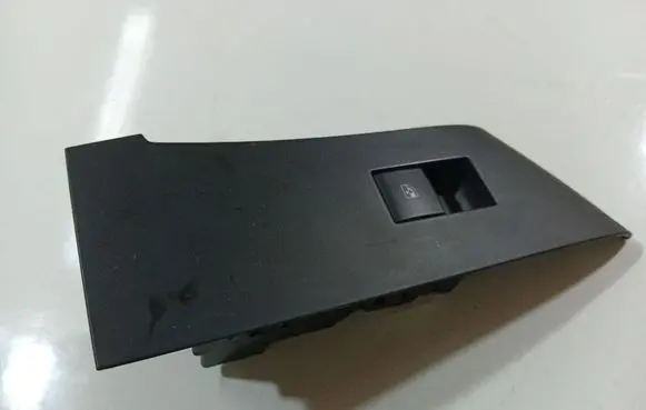 Opel Astra J Electric window control switch 