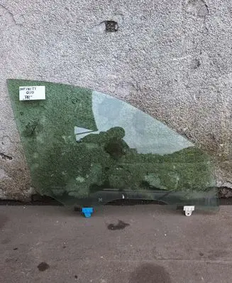 Infiniti Q50 Front door window glass four-door 