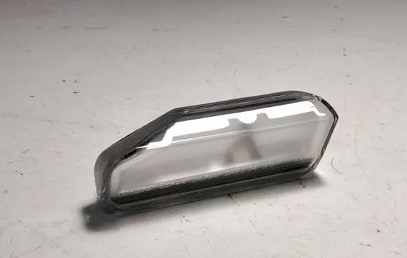 Lexus IS 220D-250-350 Number plate light 0651