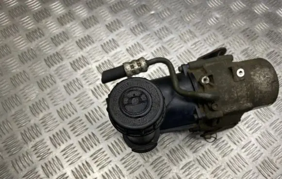 Citroen C4 I Power steering pump 9684713280 A5097811