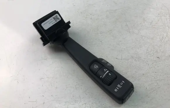 Volvo V40 Indicator stalk 31456042