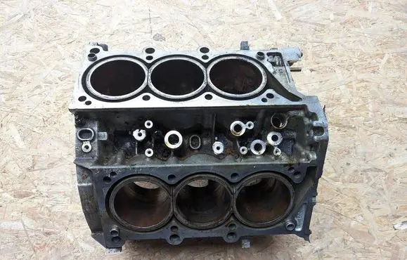 Chrysler Pacifica Engine block P68237714AC TPRP6149710151