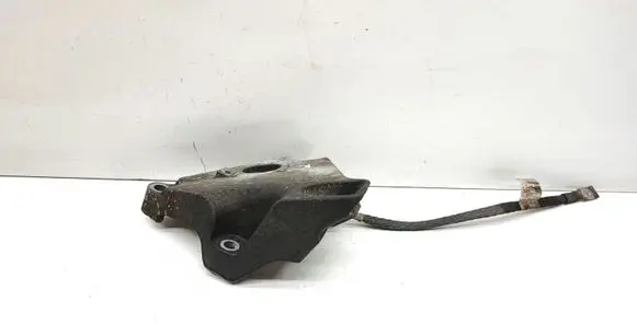 BMW X1 E84 Engine mounting bracket 6777061 22116777061