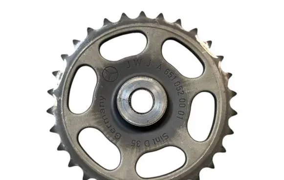 Mercedes-Benz Sprinter W906 Timing chain sprocket A6510520001