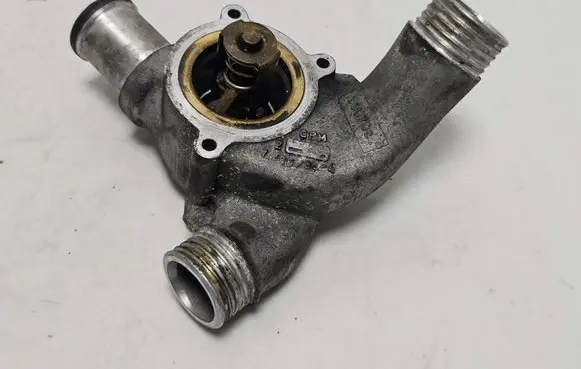 BMW M3 Thermostat 11531318274 11537831103