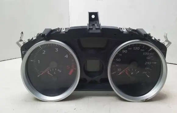 Renault Megane II Speedometer (instrument cluster) 8200408798 35110419 4DAJ002101