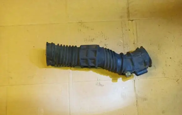 Renault Megane I Intercooler hose/pipe 7700862392