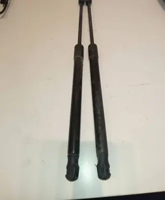 Renault Clio II Shock absorber/damper mounting bracket 