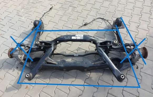 Audi RSQ3 Front axle beam 5Q0505235MJLK01
