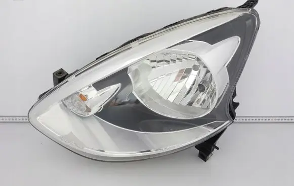 Nissan Micra Headlight/headlamp 3HN1A