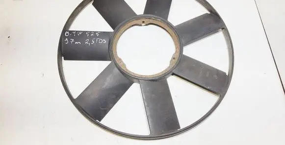 BMW 5 E39 Fan impeller 2243303
