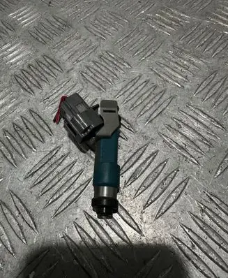 Ford Puma Fuel injector 2975000460