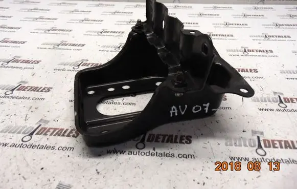 Toyota Avensis T250 Battery tray 