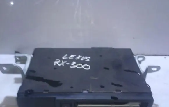 Lexus RX 300 CD/DVD changer 8627048040 86270-48040