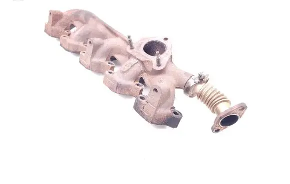 Volvo XC90 Exhaust manifold 30637797